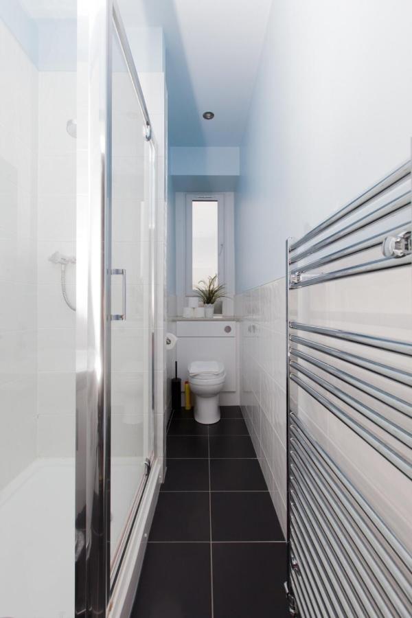Elegant Traditional Edinburgh City Centre Flat Exterior foto